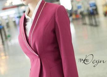 青豆客 – 这个夏天，黄可christine的私房泳衣真得让人心神荡漾！