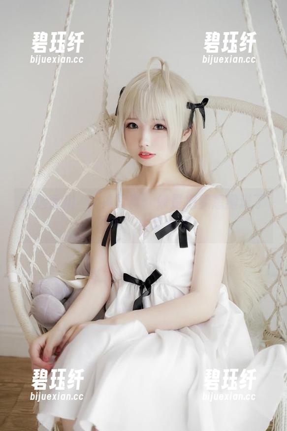 精选香川澪女神写真：像是把梦想搬进了现实，太魔幻了
